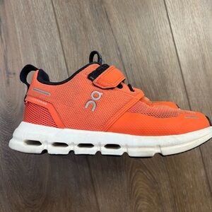 Little kids On Cloud- Cloud Play tennis shoes